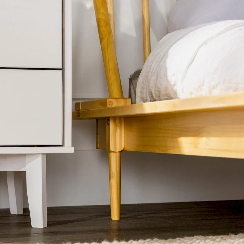 Cama de plataforma con husillos de madera maciza
