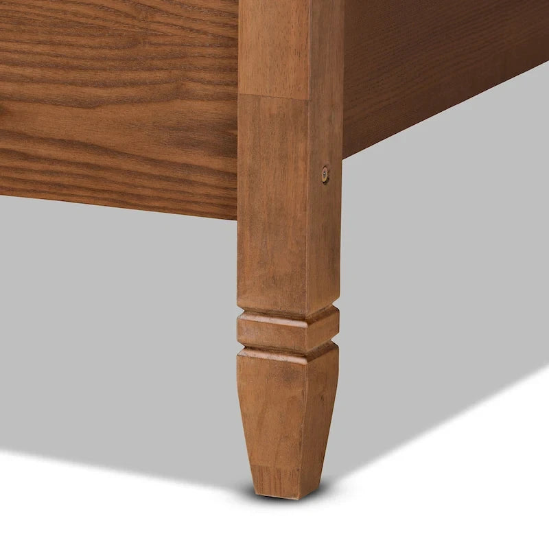 Cama con dosel de ratán sintético moderno