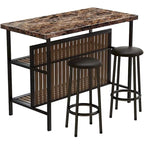 Isla de cocina con 2 taburetes y estantes abiertos